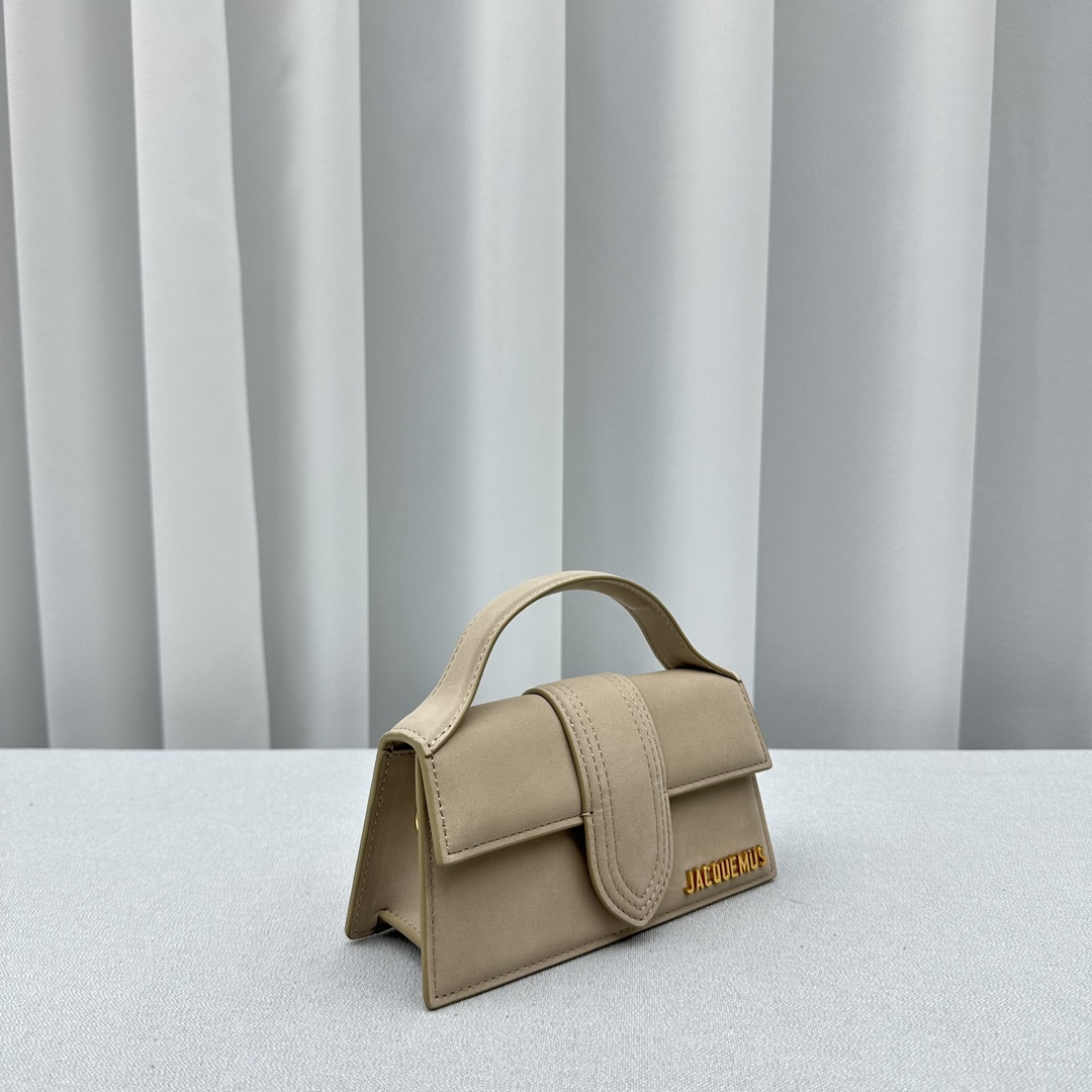 Jacquemus Satchel Bags